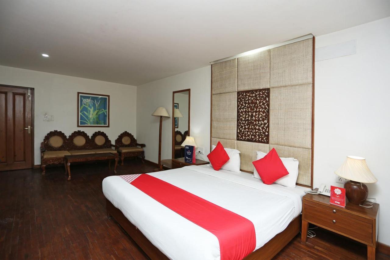 Oyo 27008 Paradise Gateway Hotel Srinagar  Exterior photo